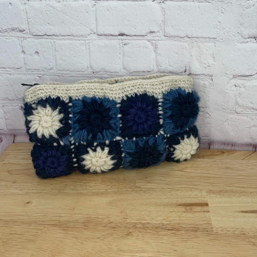 World Market Granny Square 100% Wool Pencil Pouch Bag Wallet Blue Festival